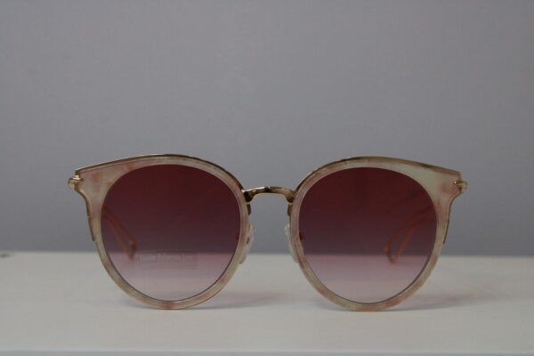 20240110090134_IMG_3933 Lentes de sol - Valeria Mazza