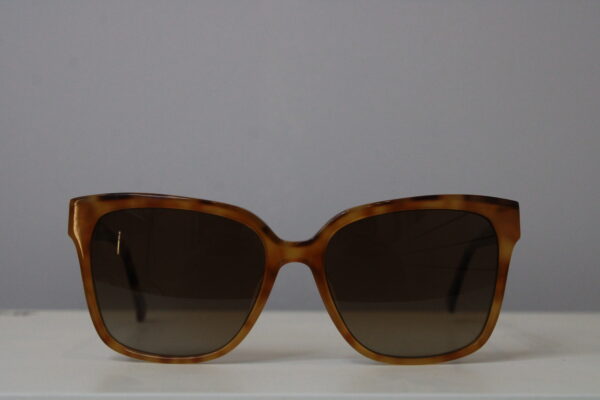 20240110090441_IMG_3940 Lentes de sol - Valeria Mazza