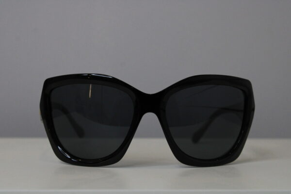 20240110093230_IMG_3957 Lentes de sol - Valeria Mazza