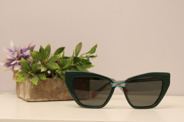 20240201111032_IMG_4254 Lentes de sol - Las Oreiro