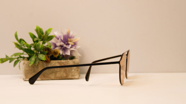 Lentes de sol - Ay not dead